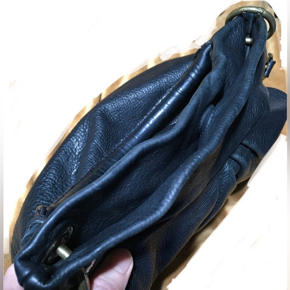 Marc Jacobs Classic Q Hillier Pebbled Leather Hobo Shoulder Handbag - Picture 6 of 14